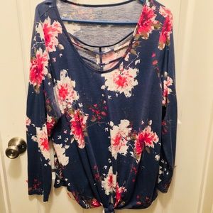 Boutique criss cross top